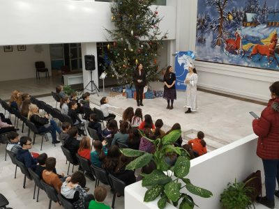 Новогодний квест прошел для учащихся школ Софии